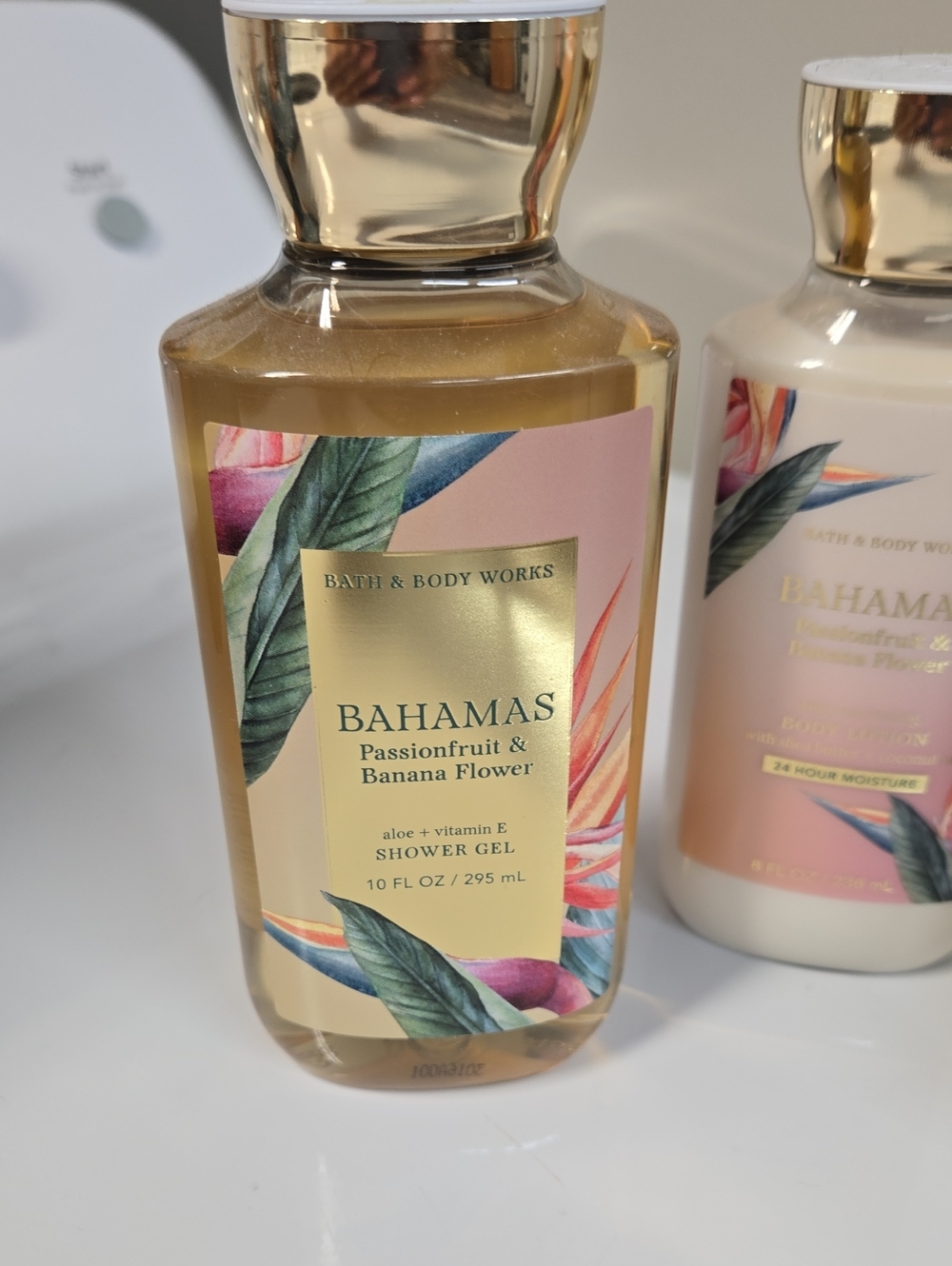 NWT Bundle Bath & Body Works Bahamas Passionfruit & Banana Flower Set - - Picture 2 of 4